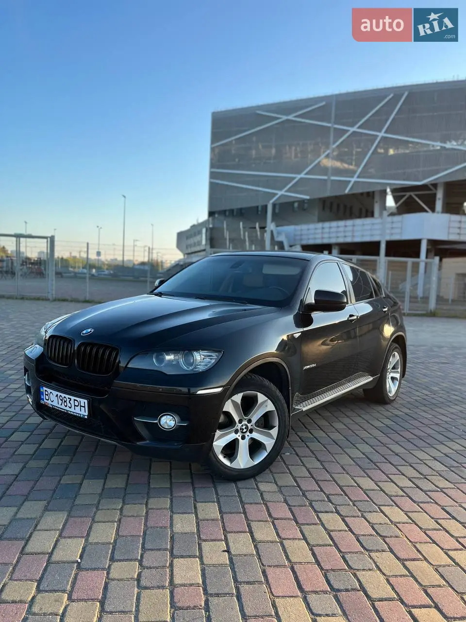 2010 BMW X6 - мініатюра 22