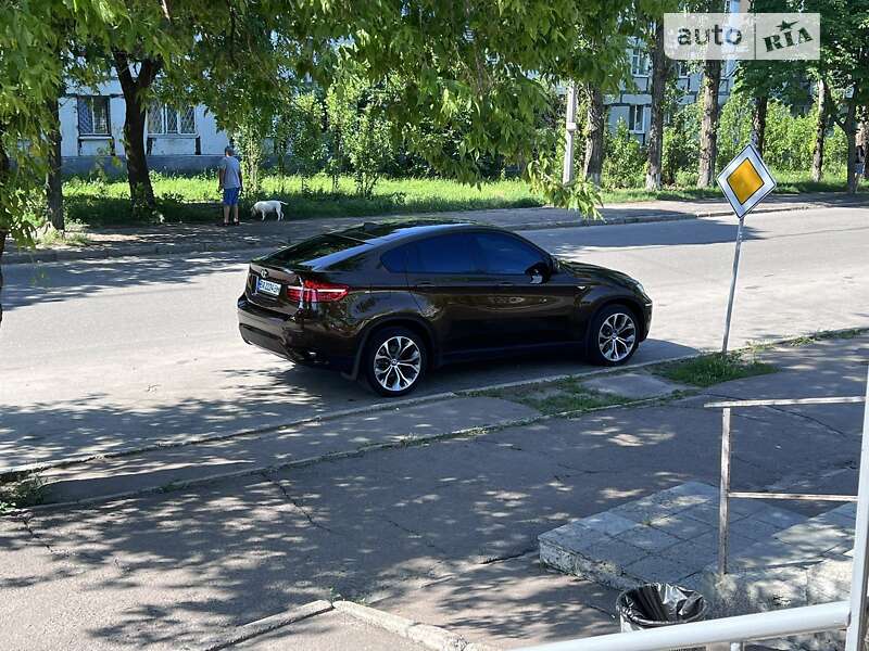 Внедорожник / Кроссовер BMW X6 2012 в Кременчуге