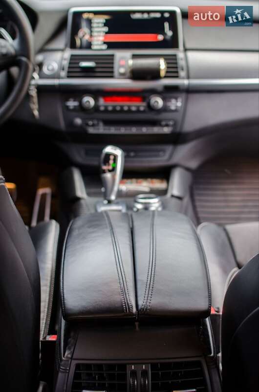 Внедорожник / Кроссовер BMW X6 2013 в Днепре