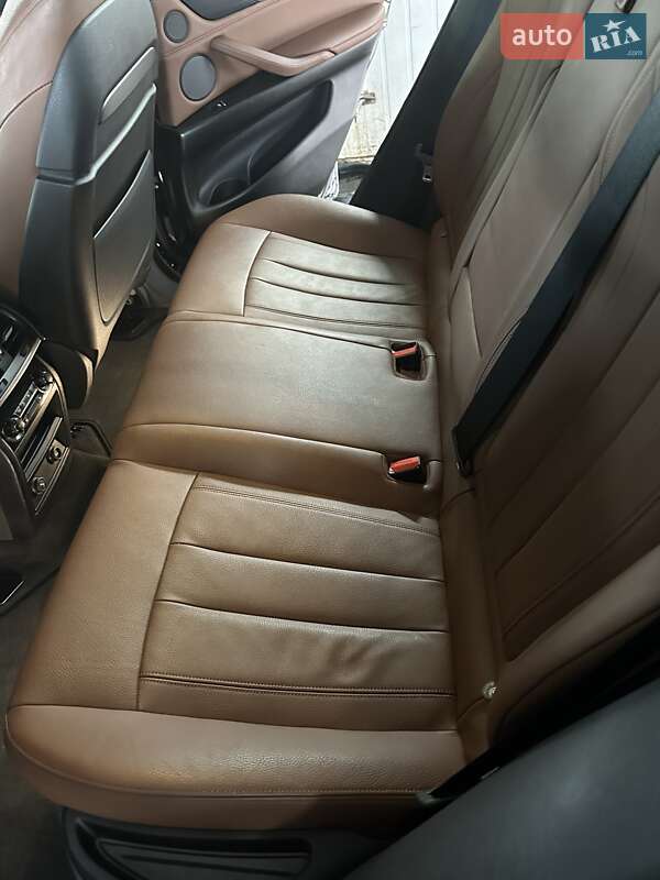 Внедорожник / Кроссовер BMW X6 2015 в Тернополе фото 53 Внедорожник / Кроссовер BMW X6 2015 в Тернополе