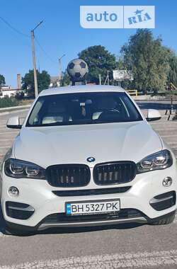 Внедорожник / Кроссовер BMW X6 2015 в Александрие