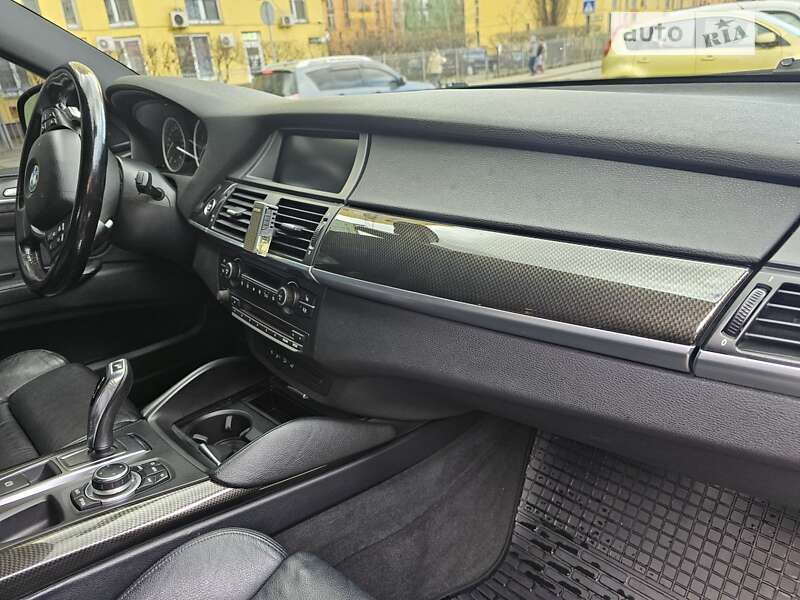 Позашляховик / Кросовер BMW X6 2010 в Києві
