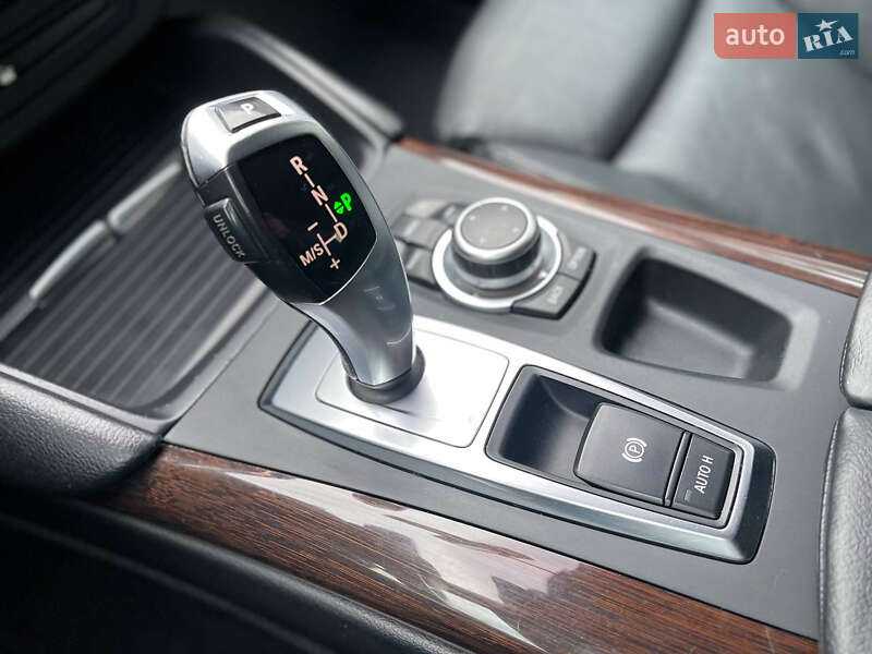 Внедорожник / Кроссовер BMW X6 2011 в Киеве
