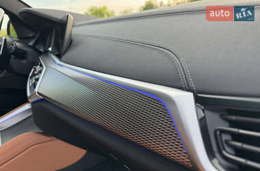 Позашляховик / Кросовер BMW X6 2021 в 