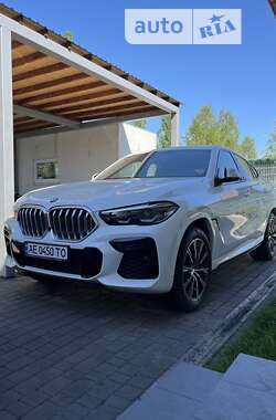 Позашляховик / Кросовер BMW X6 2022 в Дніпрі
