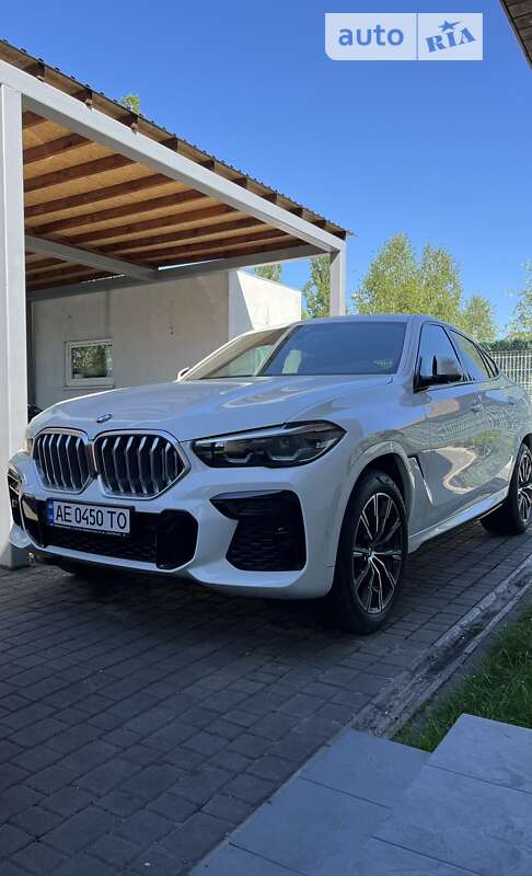 Позашляховик / Кросовер BMW X6 2022 в Дніпрі