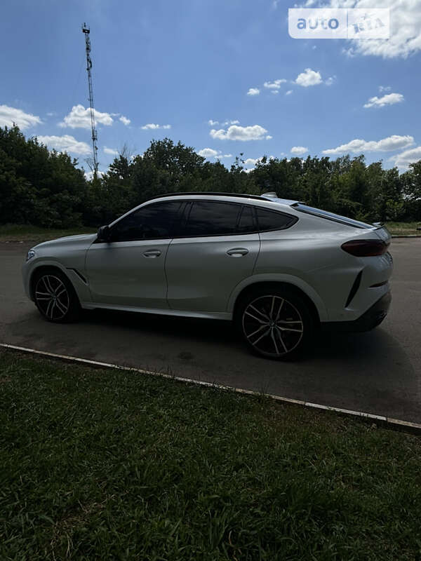 Внедорожник / Кроссовер BMW X6 2021 в Первомайске