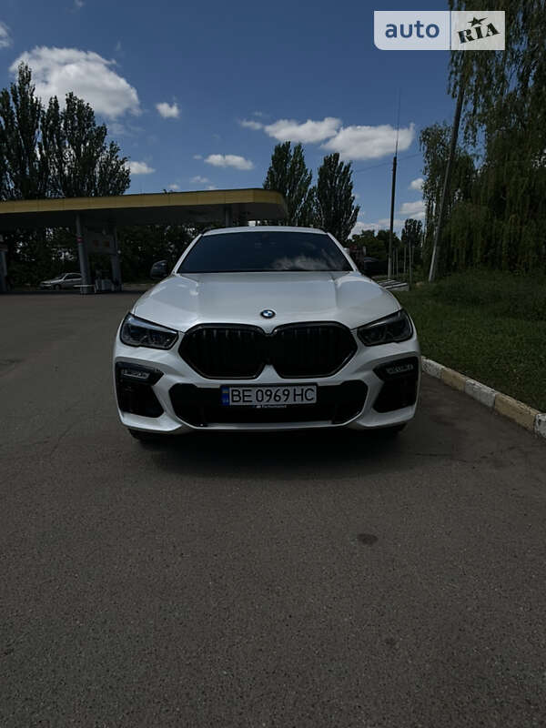 Внедорожник / Кроссовер BMW X6 2021 в Первомайске