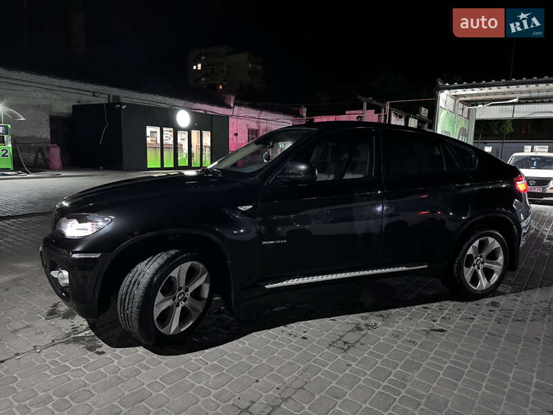 BMW X6 2011