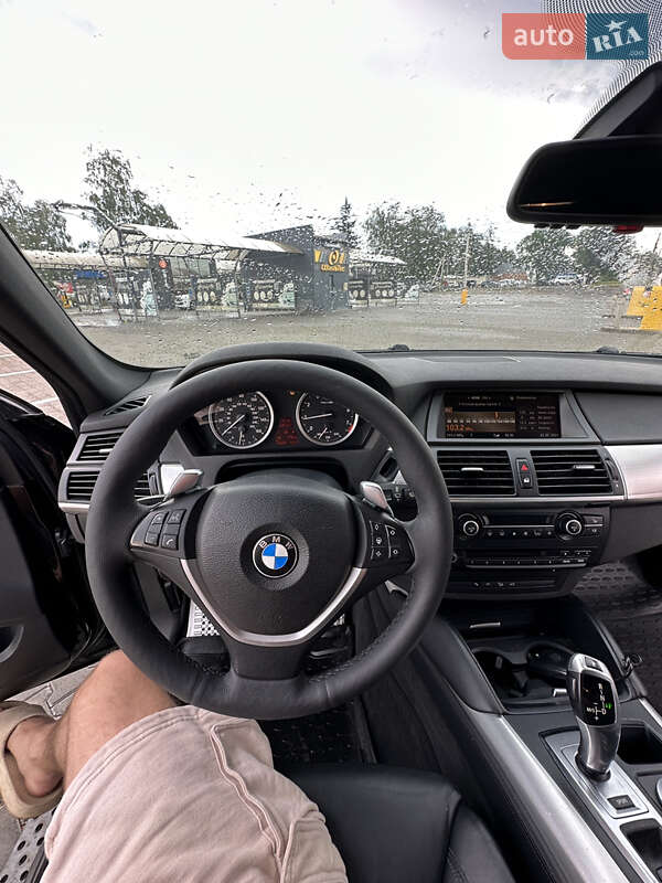 Позашляховик / Кросовер BMW X6 2008 в Чернівцях