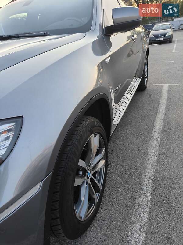 Внедорожник / Кроссовер BMW X6 2013 в Днепре