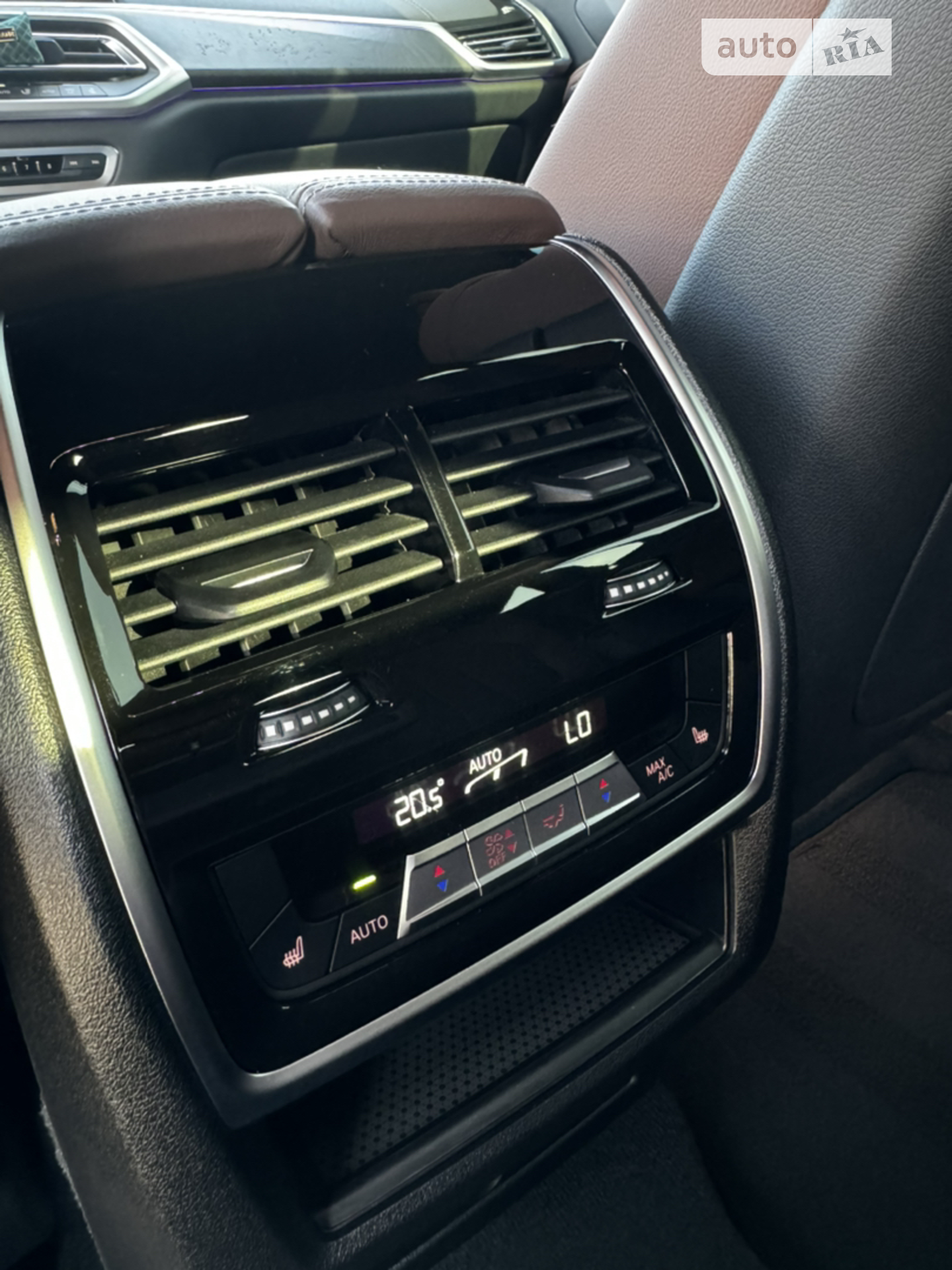 2021 BMW X6 - мініатюра 21