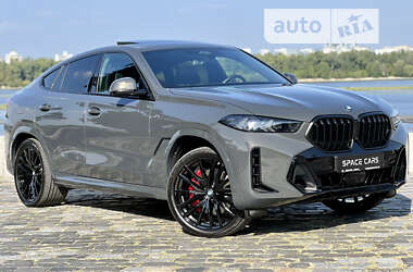 Позашляховик / Кросовер BMW X6 2023 в 