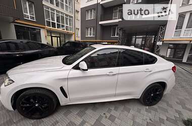 Позашляховик / Кросовер BMW X6 2017 в Чернівцях