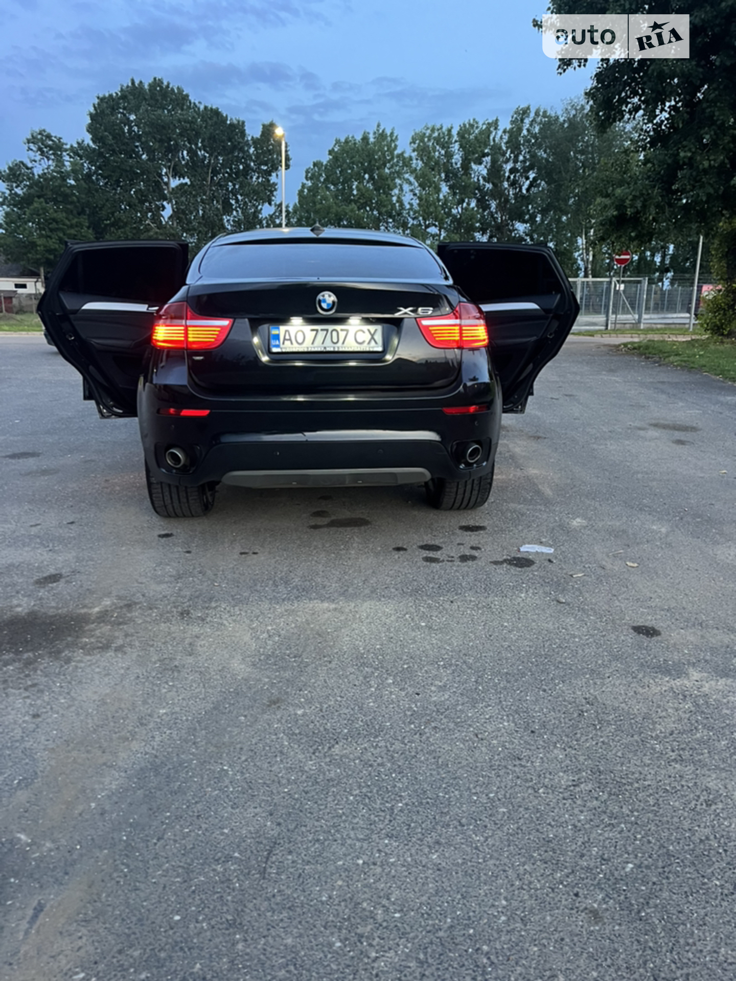 2010 BMW X6 - мініатюра 30
