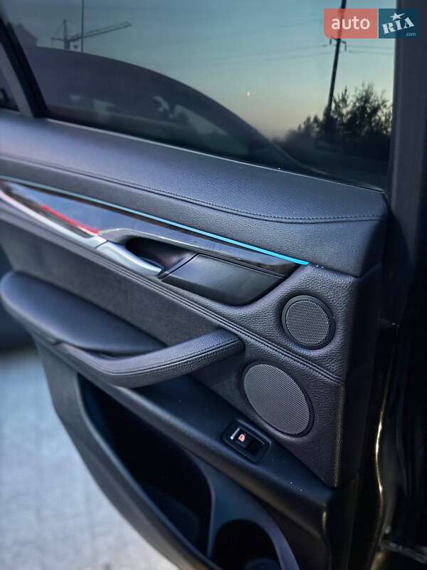 Внедорожник / Кроссовер BMW X6 2016 в Ивано-Франковске