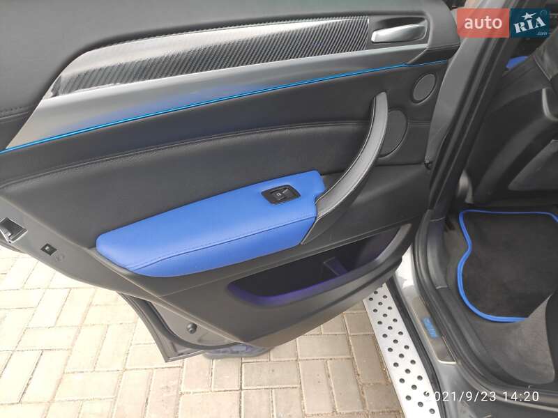 Внедорожник / Кроссовер BMW X6 2010 в Николаеве