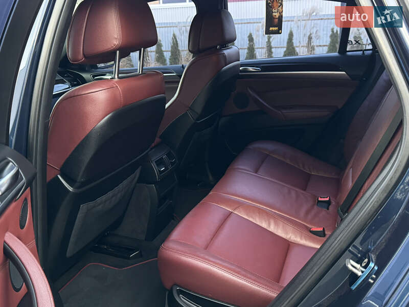 Позашляховик / Кросовер BMW X6 2011 в Луцьку