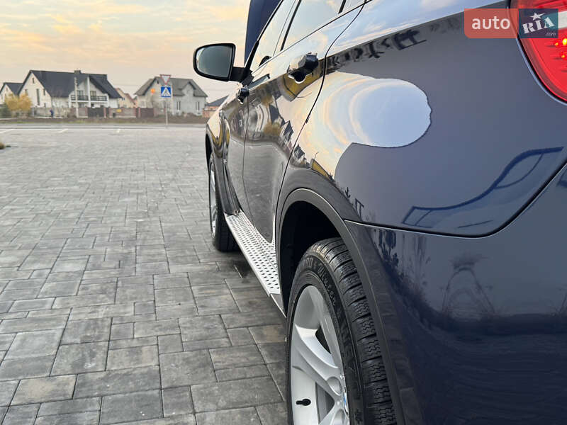 Позашляховик / Кросовер BMW X6 2011 в Луцьку