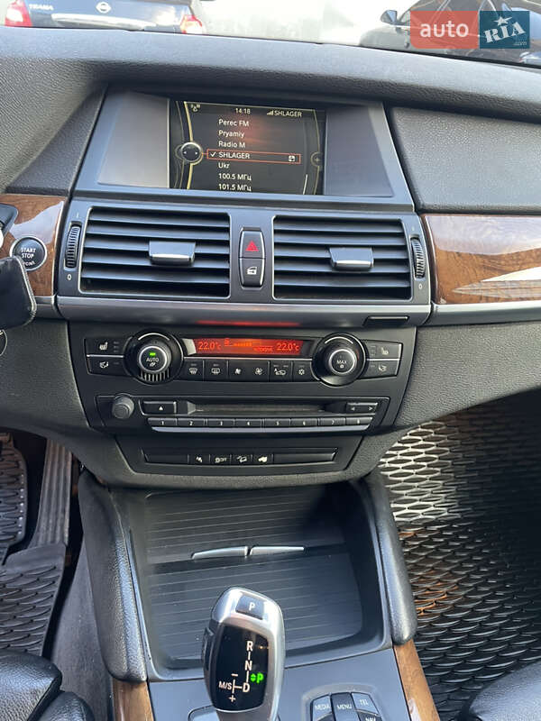 Внедорожник / Кроссовер BMW X6 2013 в Киеве