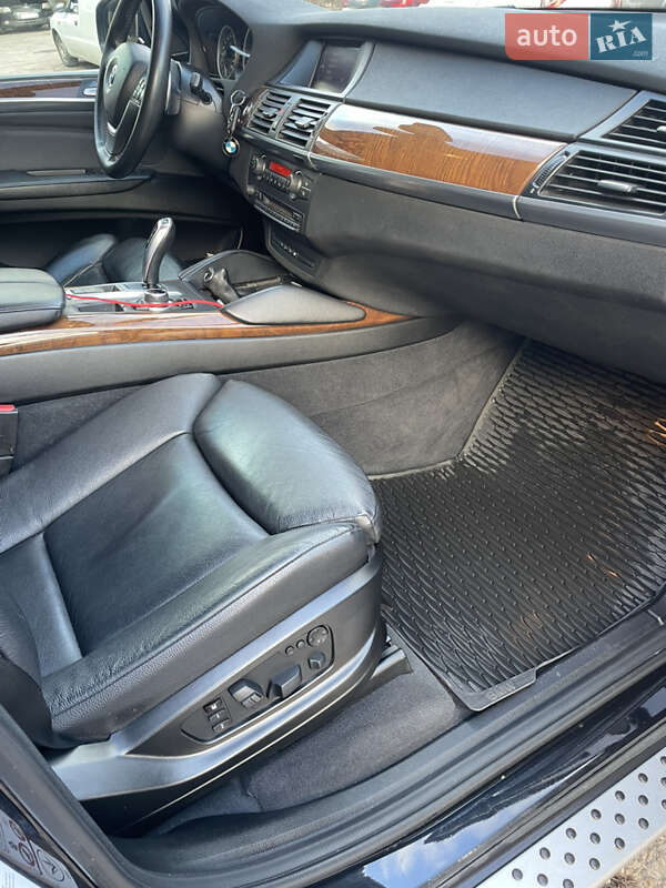 Внедорожник / Кроссовер BMW X6 2013 в Киеве