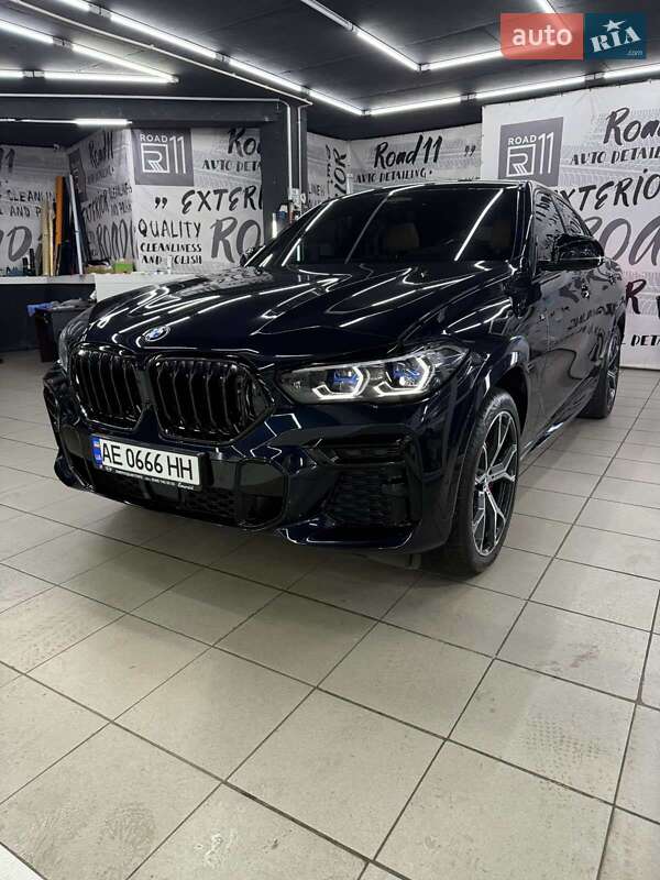 Внедорожник / Кроссовер BMW X6 2022 в 