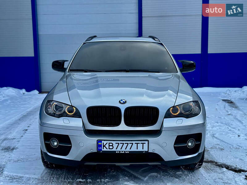 BMW X6 2011