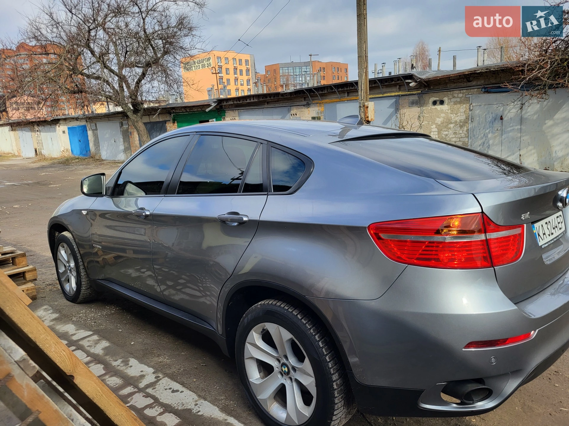 2011 BMW X6 - мініатюра 2
