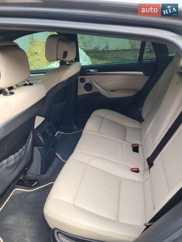 Позашляховик / Кросовер BMW X6 2011 в Києві