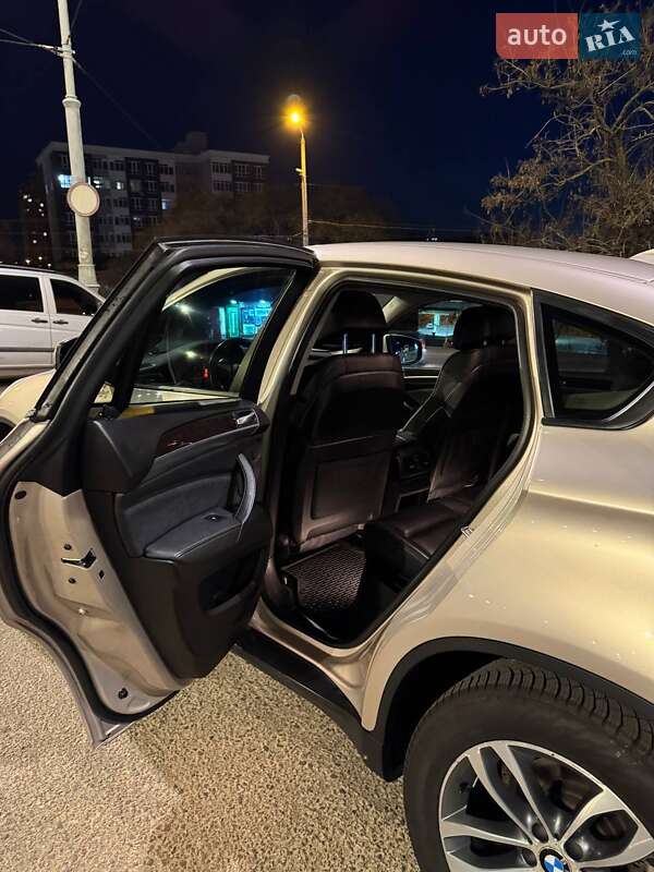 Внедорожник / Кроссовер BMW X6 2014 в Одессе