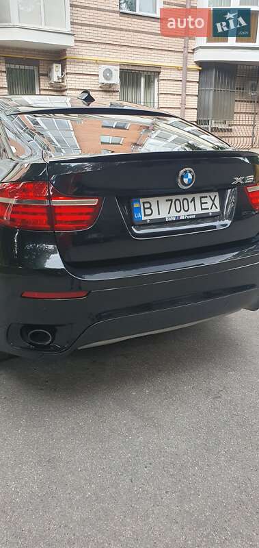 Внедорожник / Кроссовер BMW X6 2012 в Полтаве