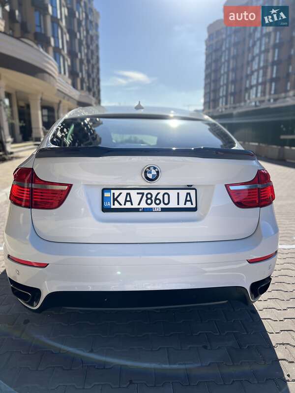 Позашляховик / Кросовер BMW X6 2011 в Києві