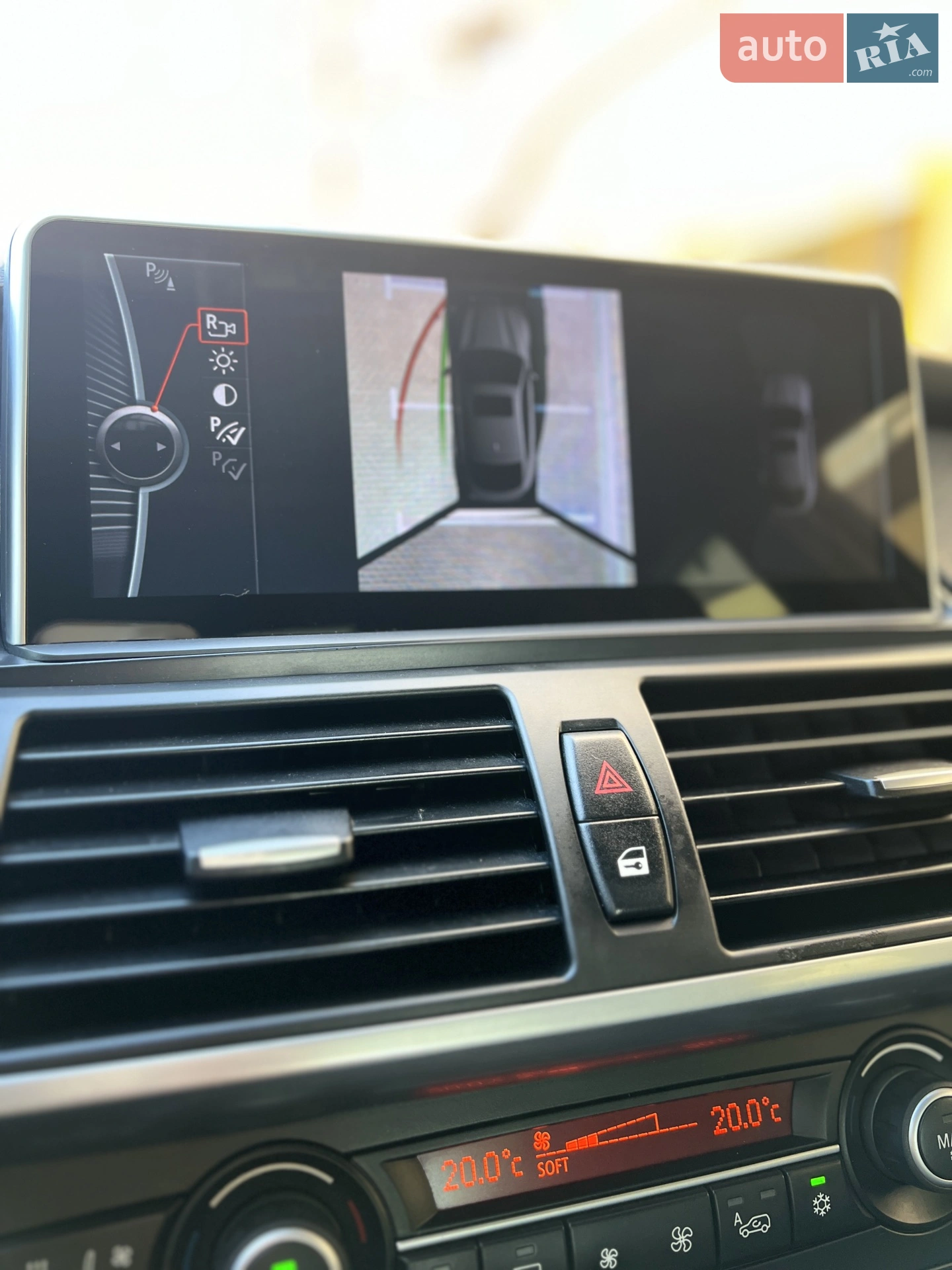 2011 BMW X6 - мініатюра 15