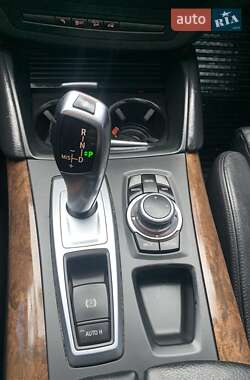 Позашляховик / Кросовер BMW X6 2011 в 