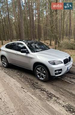 Позашляховик / Кросовер BMW X6 2011 в 