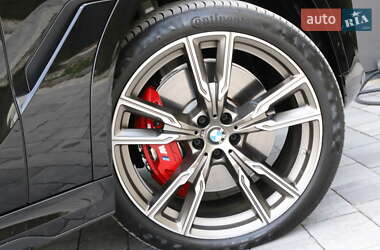 Позашляховик / Кросовер BMW X6 2022 в 