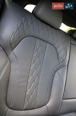Позашляховик / Кросовер BMW X6 2022 в 