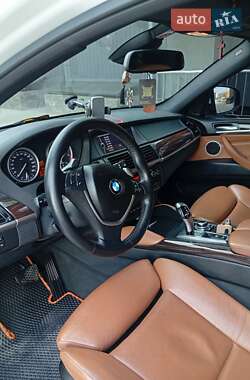 Внедорожник / Кроссовер BMW X6 2010 в 