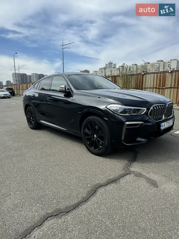 Позашляховик / Кросовер BMW X6 2022 в 