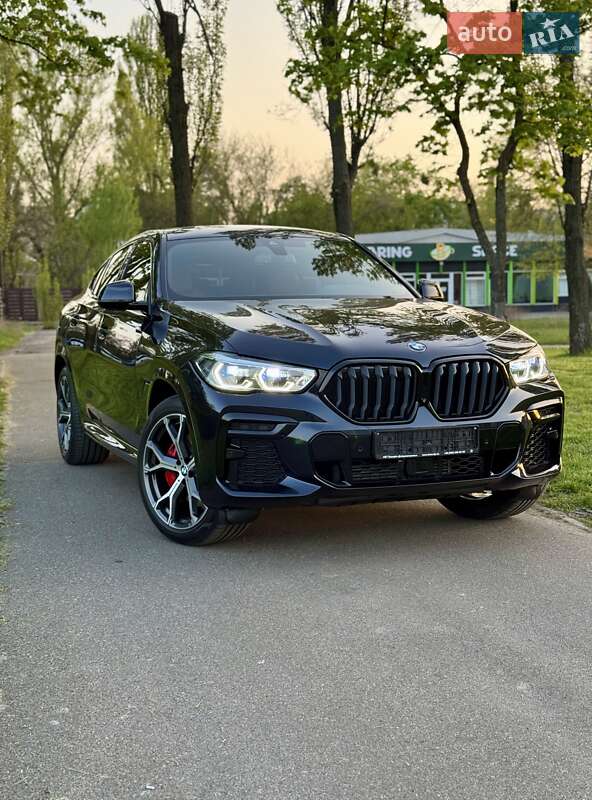 Внедорожник / Кроссовер BMW X6 2022 в Киеве