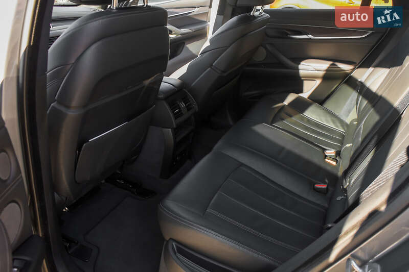 Позашляховик / Кросовер BMW X6 2018 в Хмельницькому