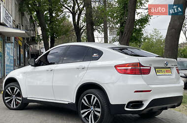 Позашляховик / Кросовер BMW X6 2013 в 