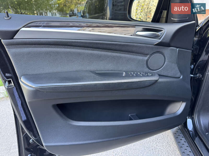 Позашляховик / Кросовер BMW X6 2012 в Житомирі