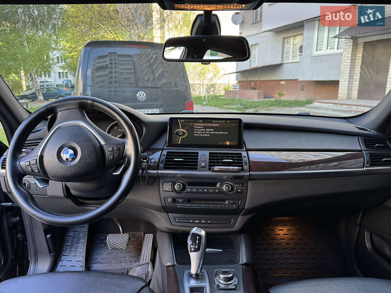 Позашляховик / Кросовер BMW X6 2012 в Житомирі