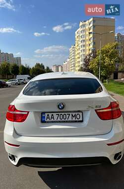Позашляховик / Кросовер BMW X6 2010 в 