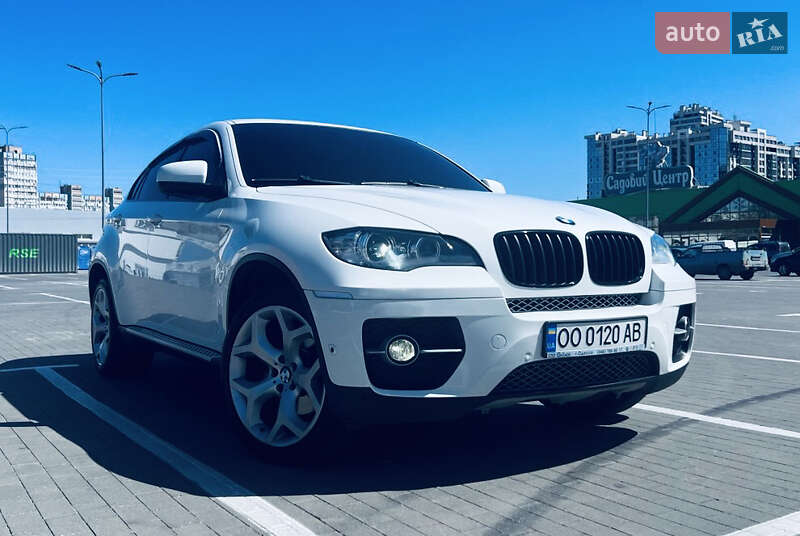 BMW X6 2011