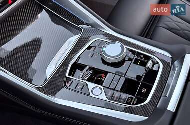 Позашляховик / Кросовер BMW X6 2024 в 