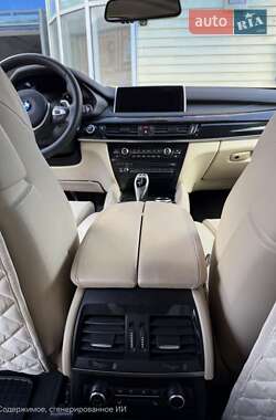 Внедорожник / Кроссовер BMW X6 2015 в 