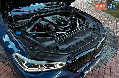 Позашляховик / Кросовер BMW X6 2022 в 