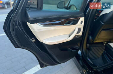 Позашляховик / Кросовер BMW X6 2017 в 